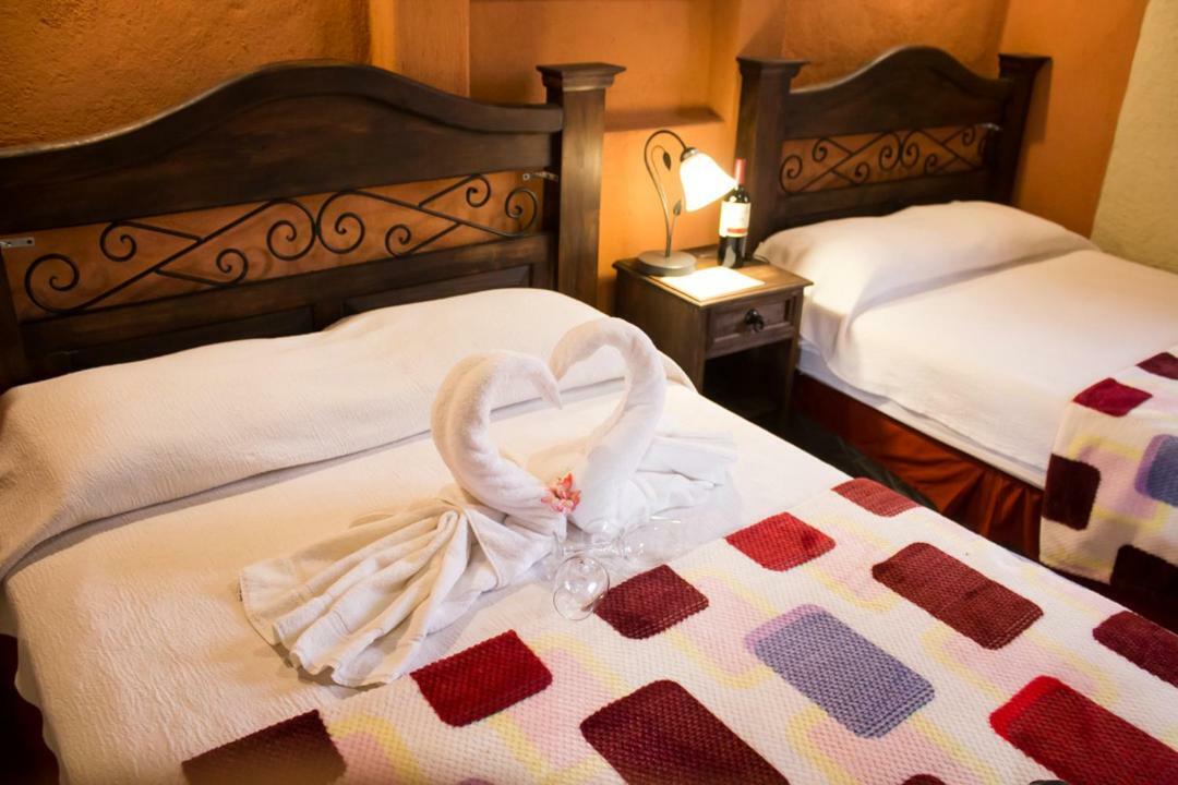 Hotel Palma De Mallorca 危地马拉安地瓜 外观 照片